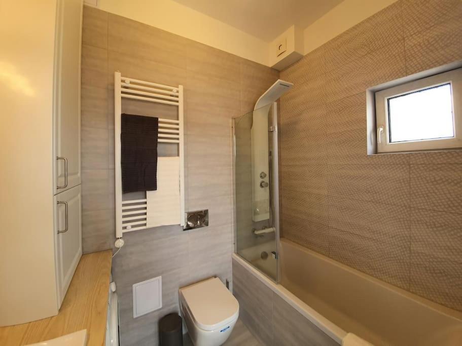 Master Apartment With Air Condition And Separated Rooftop Terrace Budapest Ngoại thất bức ảnh